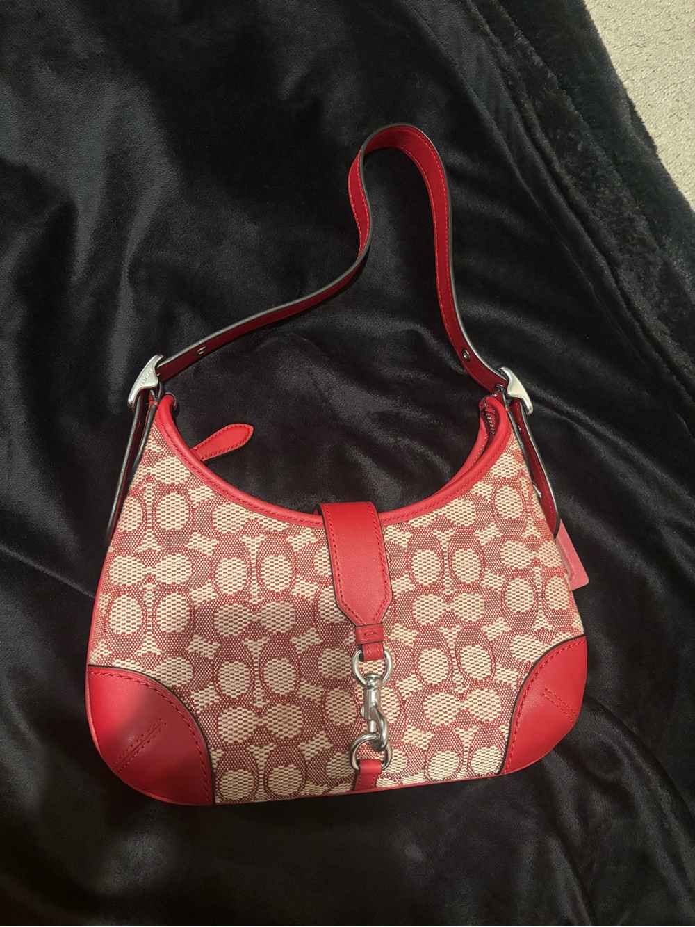 COACH Hampton Hobo Bag Red signature textile jacquard with matching leather trim